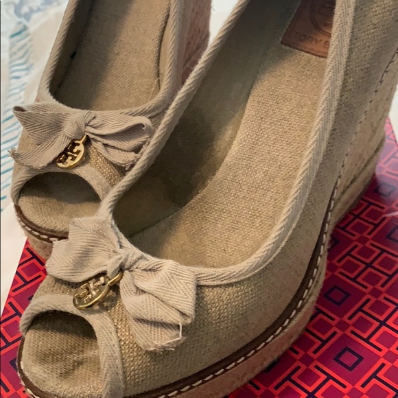 Tory Burch Espadrille Wedges - Picture 5 of 8